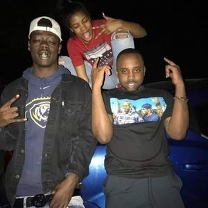 Meet your Posher, Leslie